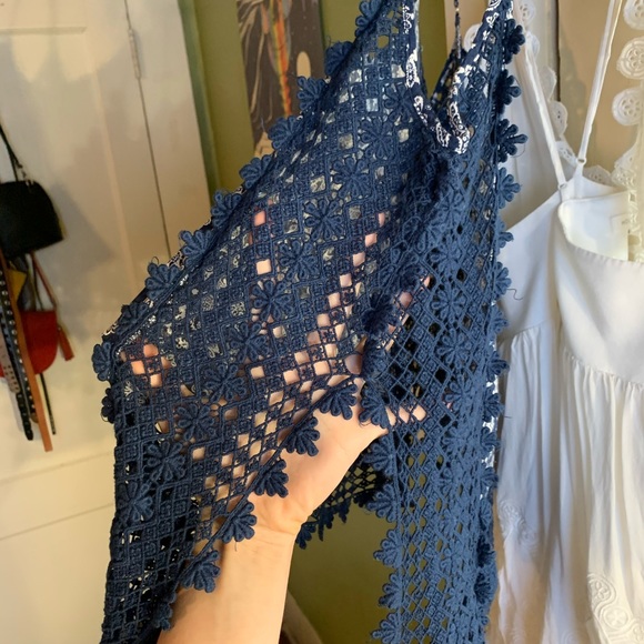 Blue Cropped Tank Top with Open Lace Sides - Picture 3 of 3